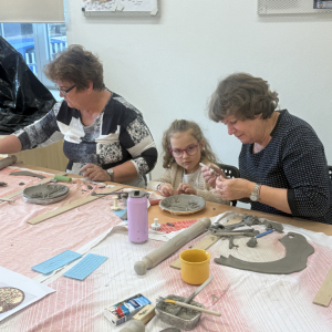 Mezigenerační keramika